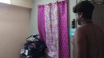 Bura Saya Ke Naamse Babaji Ne Ek Larki Ko Chood Diya - hclips.com - India