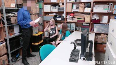 Blonde Punk Pussy }}}}} - upornia.com