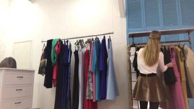 I Try On Outfits And Suck Off A Huge Didlo! - hclips.com