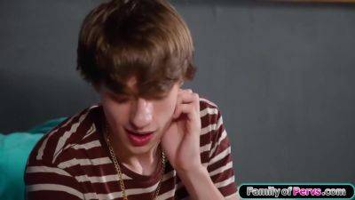 Stepmom Blows Sparkles And Stepsons Cock - upornia.com