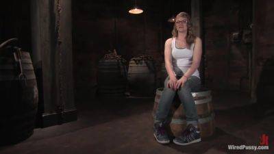 Donna Ivy - hotmovs.com