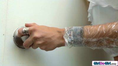 Brandi Love - Halle Von - My Stepmom - Brandi Love And Halle Von - Wtf My Stepmom Wants Me To Make Her Cum - upornia.com