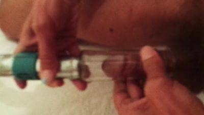 Having Fun With The Vacuum Cleaner - hclips.com