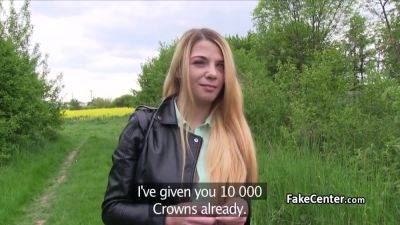 Babe Fucks On The Hood Of The Car - hclips.com