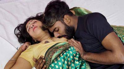 Horny Porn Clip Milf Try To Watch For Just For You - desi-porntube.com - India