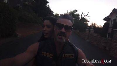 Vanessa Sky - Penetrating Sunset - ToughLoveX - hotmovs.com