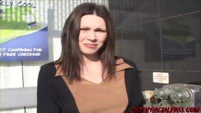 Rayveness - Gets Filled By A Black Snake Trouser - upornia.com