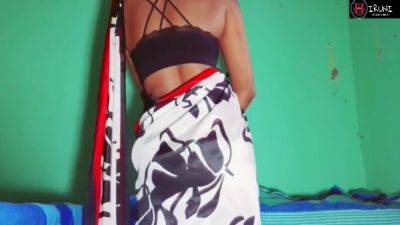 Hindi Hot Teacher Fingering Pussy And Playing With Her Ass - hclips.com - India