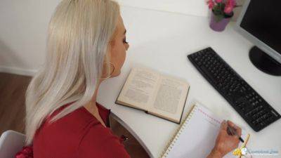 A Good Tutor - DownblouseJerk - hotmovs.com