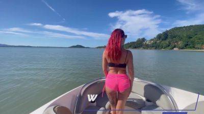 As Ruivas Aprontando Na Praia - hclips.com - Brazil