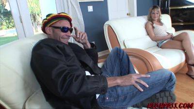 Cameraman Gives Up Girlfriend Megan To Pay Off His Debt - upornia.com