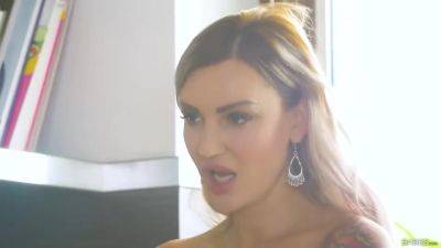 Alisha Rage And Ellen Million Strip Poker - videomanysex.com