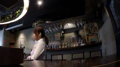 美人バー店員を店内で口説いてヤリ部屋に連れ込み成功極上ボディをハメ倒す - senzuri.tube - Japan