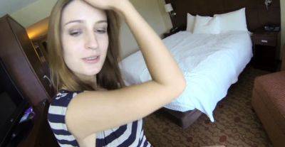 Kinky brunette perfection Vicca chokes on a big one - drtuber.com