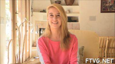 Babe Masturbates So Well - videomanysex.com