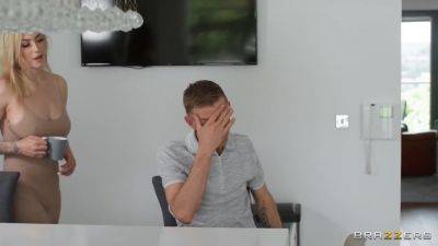 Big Milky Breakfast Tits - Lisa C And Elisa Calvi - upornia.com