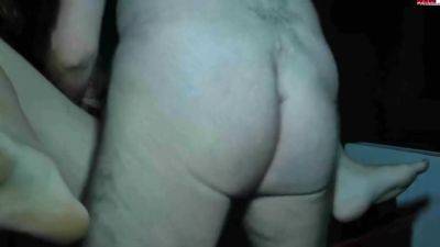 Weichekleine - Sehr Behaarter Mann Fickt Kleine Muschi In Porno Kino - hclips.com