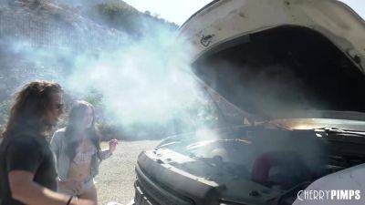 Stepsister Aubree Valentine Tempts Step bro Into The Back Of His Truck With Her Trimmed Pussy - txxx.com