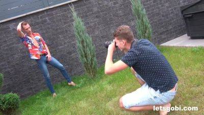 From Photoshoot To Bisexual Cumshot - hotmovs.com