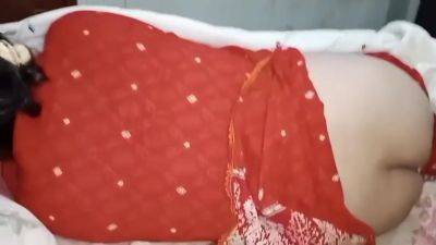 Sardi Me Mosi Ke Sath Bed Share Kiya To Mosi Ki Moti Gand Ko Chata Aur Choda - desi-porntube.com - India