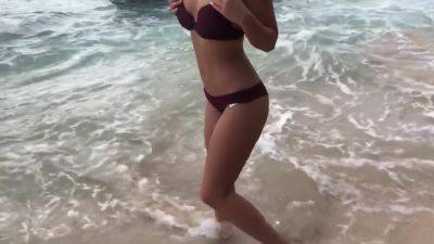 Amateur Fuck On An Island Beach Ends With Cumtaste With Arya Holes - hclips.com