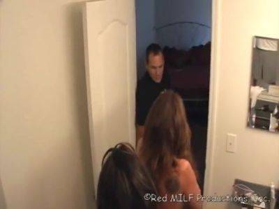 Nice Brunette With Big Boobs Fucking 4 Wmv - hotmovs.com