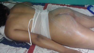 Married Stepmother Reverse Cowgirl And Sucking Her Stepsons Cock After A Delicious Massage - hclips.com - India