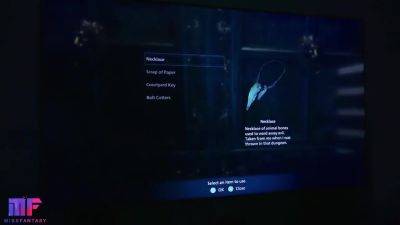 Halloween Girl Pleasuring Her Wet Pussy - hotmovs.com