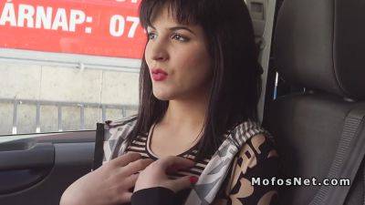 Delivery Man Bangs Teen In His Van - videomanysex.com