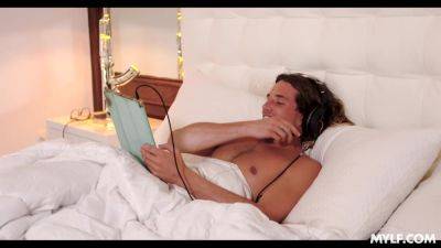 Step Mommas Boy - MYLF - hotmovs.com