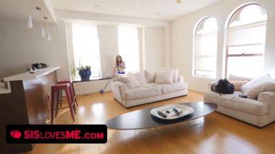 Stepbro's Sexy Step Sis Loves His Huge Dick in POV - sexu.com