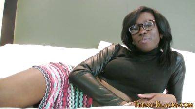 Hardcore Blowjob - Petite ebony teen gives a steamy BJ & takes a hot facial - sexu.com