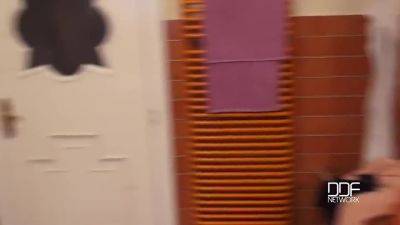 Kai Taylor - Kai Taylor And Tasha Holz In Hot Buxom Stepmom And Wet Room Peeper - upornia.com