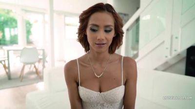 Veronica Leal - Benefits Of Chain Migration (23.11.2019) Sd540p Vhq With Veronica Leal - upornia.com