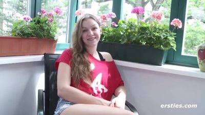 Studentin Matilda Ist Verruckt Nach Dem Gefuhl Vo - hclips.com