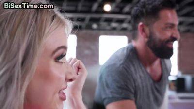 Bisexuals enjoy fucking on big dick in wet pussy hole - hotmovs.com