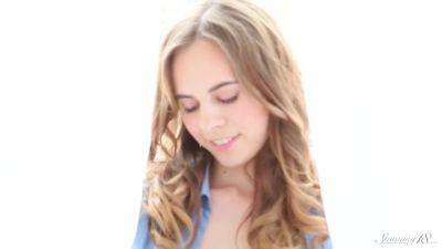 7 Split Angelina Ballerina Bliss - hclips.com