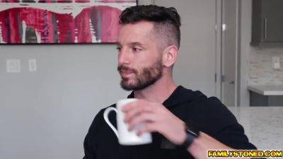 Brad Knight - Summer Brooks - Mike Mancini - Mike Mancin, Mike Mancini And Summer Brooks In Feeds Mouth - upornia.com