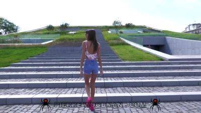 Lili Charmelle In New Xxxx - From The Museum To Hard Anal (15-07-2023) - hclips.com