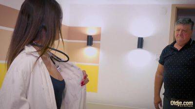 Young doctor treating a horny grandpa - txxx.com