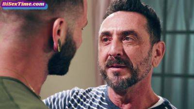 Wild bisexuals fuck petite lady in 3some in tight pussy - txxx.com