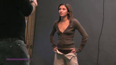 18 Porn Sex Hot Indian Girl Exposing Her Juicy Natural Tits - hclips.com - India - Britain