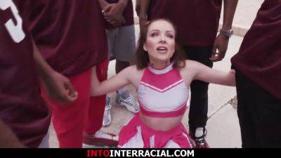Cheerleader is gangbanged by seven bbcs - hotmovs.com