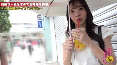 【舐めたがり妻×抜群スタイル 旦那に隠れて生中出し！】料理が趣味でご奉仕好きの奥様。料理よりも奥様の方が絶対美味しいので頂いちゃいますwww 立派な男根に大興奮で激濡れ… 旦那が帰ってきてもまだまだ止めない - txxx.com - Japan