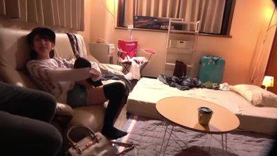 09677,Erotic woman who feels and writhes - hclips.com - Japan