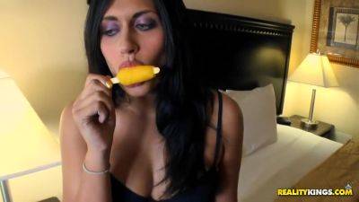 Shameless Spinner Memorable Porn Video - videomanysex.com