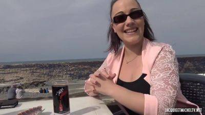 Laura 19ans Decouvre Le Sexe - upornia.com