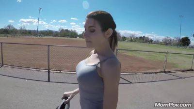 Bonus E105 Agatha - upornia.com