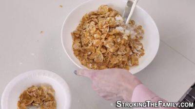 Bunny Colby - Bunnycolby's stepdaughter gets a hot load of her own - sexu.com