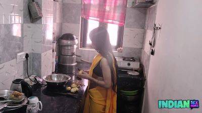 Hot Desi Bhabhi Kitchen Sex With Husband - hclips.com - India